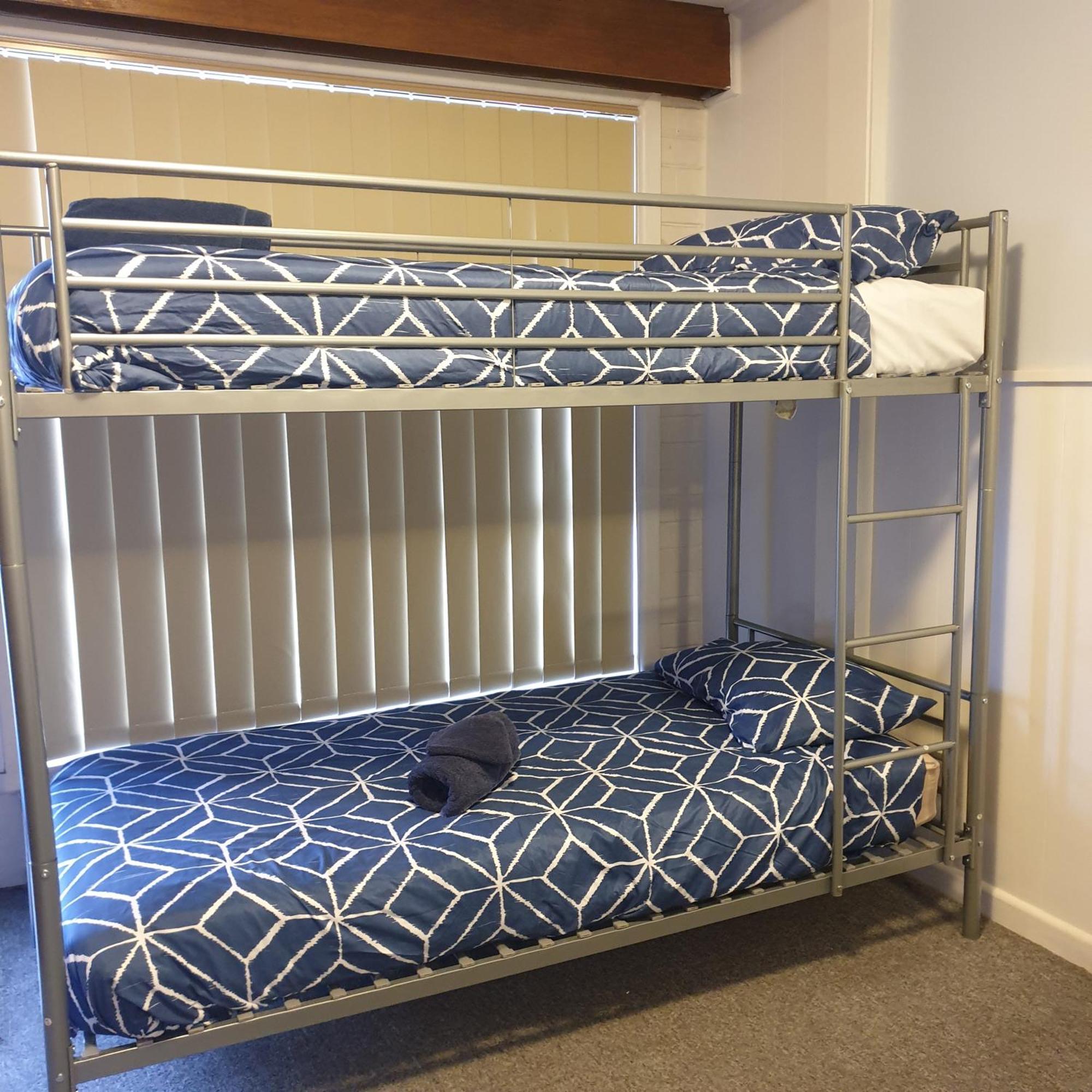 Bamboo Motor Inn Лейкс Ентранс Екстериор снимка